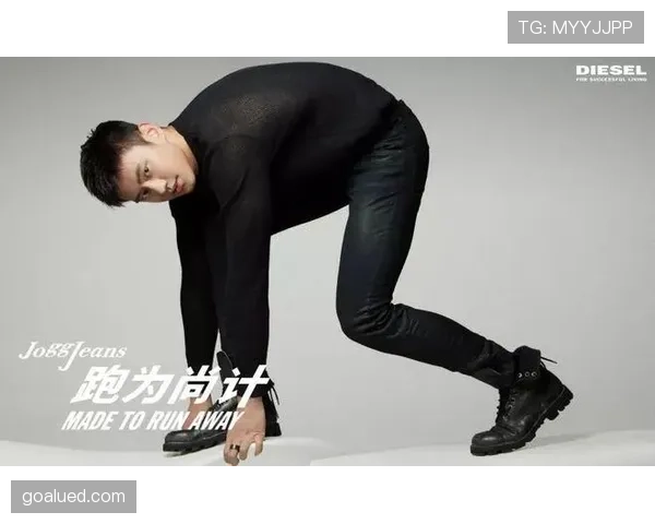 刷到宁泽涛那张街拍——牌子比我整套房都贵,月租瞬间不香了 刷到宁泽涛那张街拍——牌子比我整套房都贵,月租瞬间不香了